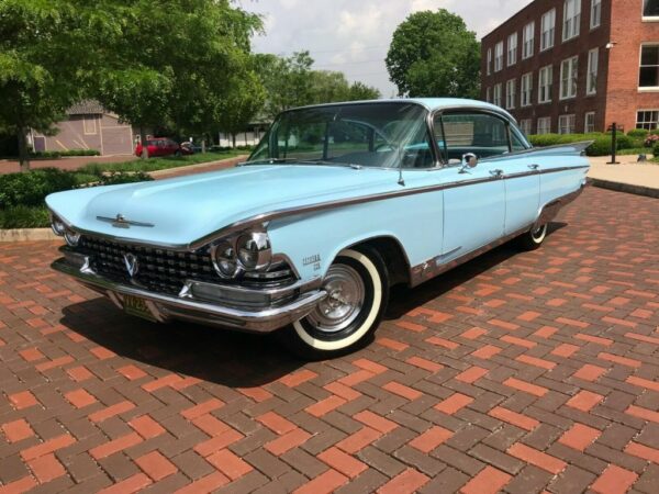 1352 Buick Electra
