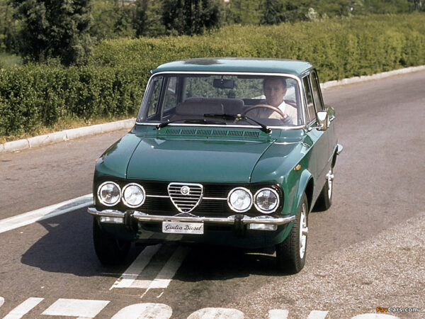 163 Alfa Romeo Giulia Nuova Super Diesel