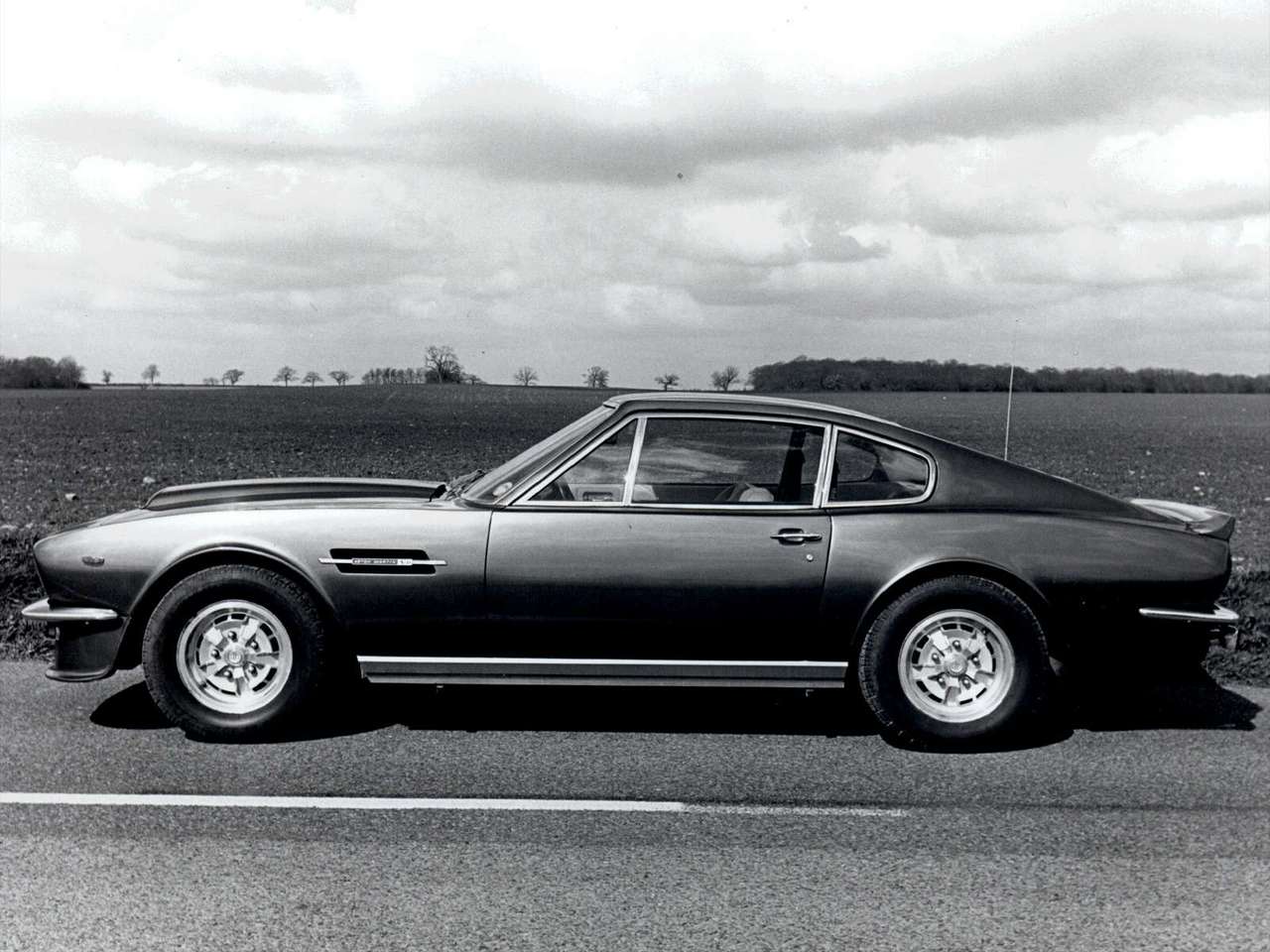 510 Aston Martin V8