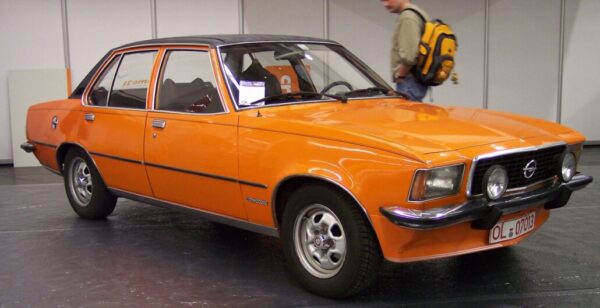 5217 Opel Commodore B